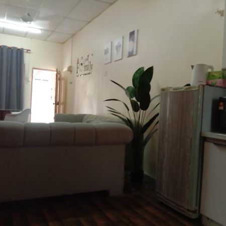 Homestay Tok Abah Seri Iskandar Esterno foto