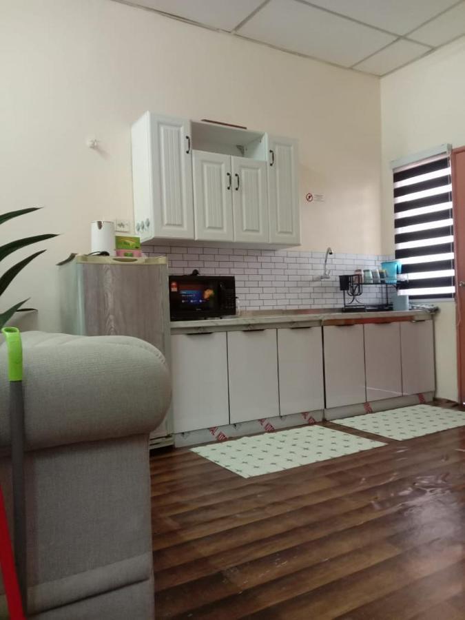 Homestay Tok Abah Seri Iskandar Esterno foto