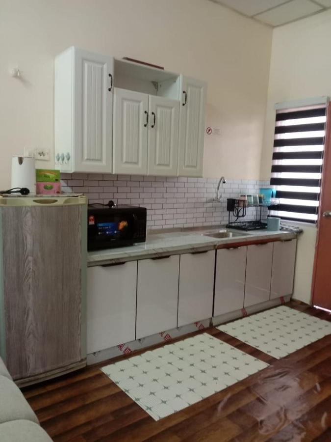 Homestay Tok Abah Seri Iskandar Esterno foto